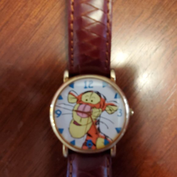 Disney watch - Picture 2 of 3